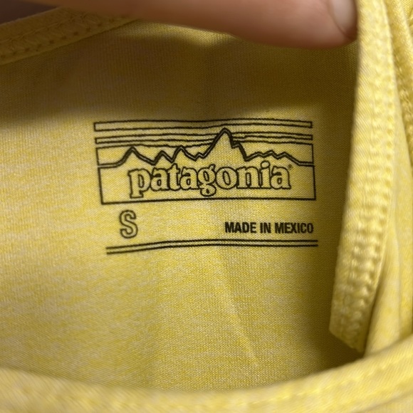 Cross back Patagonia yellow tank - Picture 3 of 5